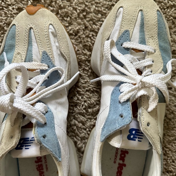 New Balance x Levi’s 327 - Picture 5 of 7